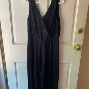 Madewell size medium black lightweight romper/jumpsuit